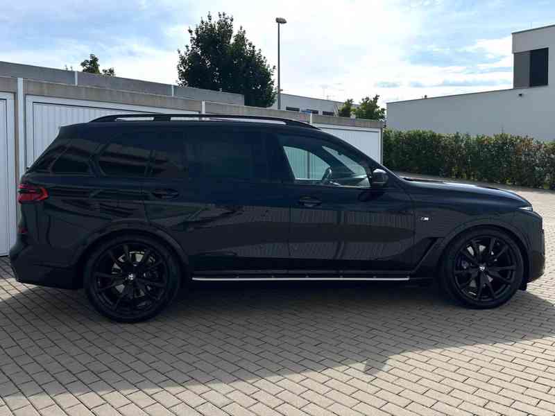BMW X7 xDrive40d M Sport Pro – MAX výbava | 250 kW | DPH - foto 5