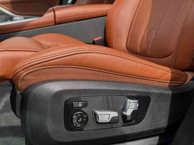 BMW X7 xDrive40d M Sport Pro – MAX výbava | 250 kW | DPH - foto 14
