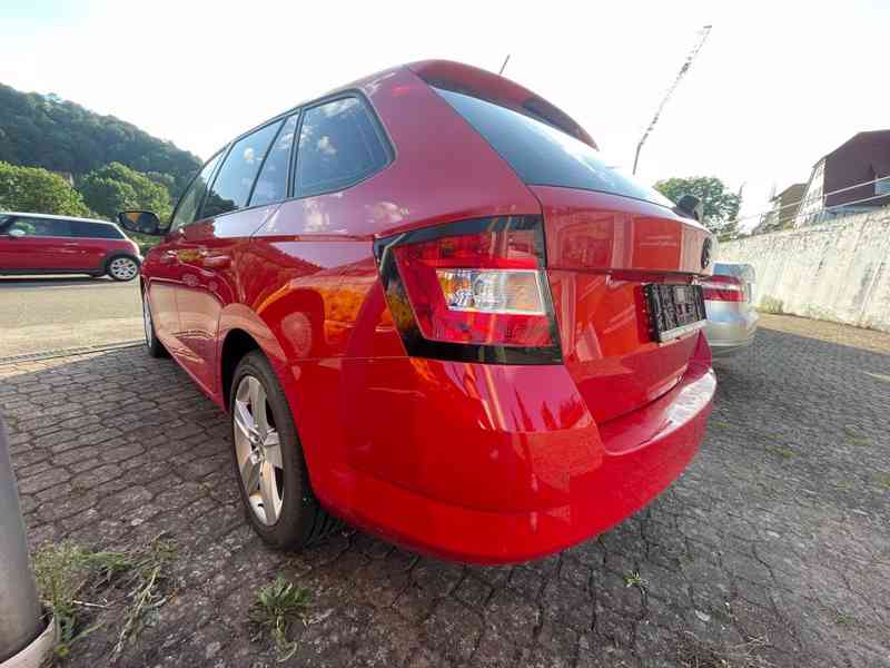 Škoda Fabia Combi Style 1.2TSi DSG benzín 81kw - foto 10