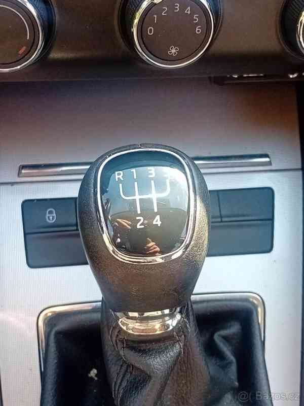 Škoda Octavia 1,6   TDI - foto 5