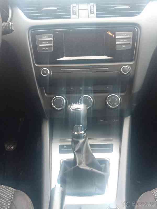 Škoda Octavia 1,6   TDI - foto 4