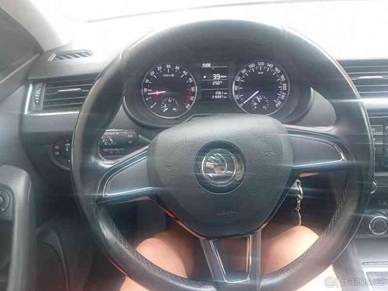 Škoda Octavia 1,6   TDI - foto 10