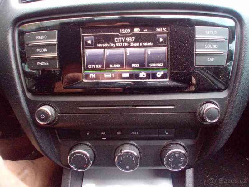 Škoda Octavia 1,6   TDI - foto 6
