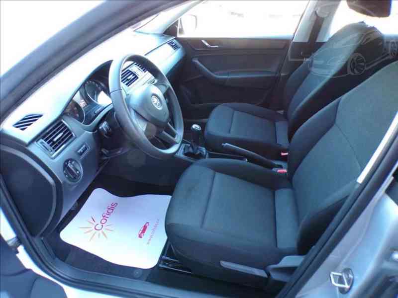 Škoda Rapid 1,2 TSI - foto 8
