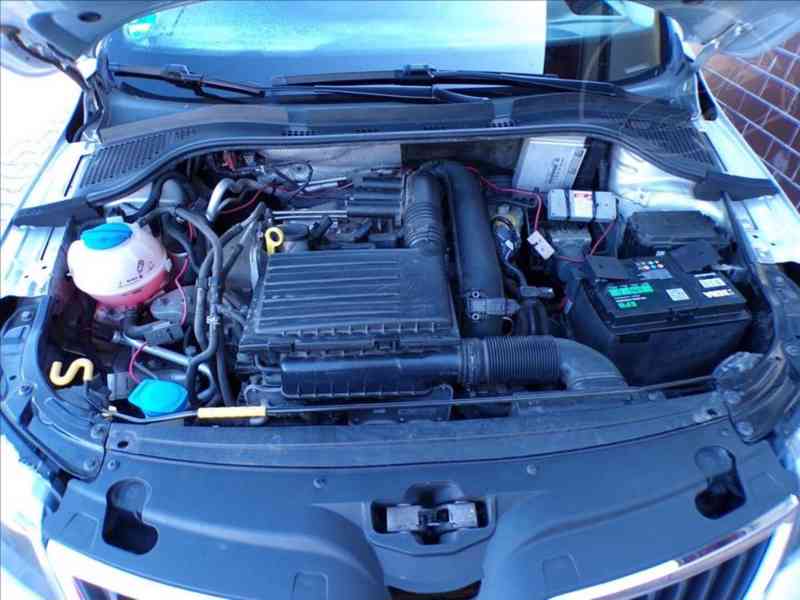 Škoda Rapid 1,2 TSI - foto 13