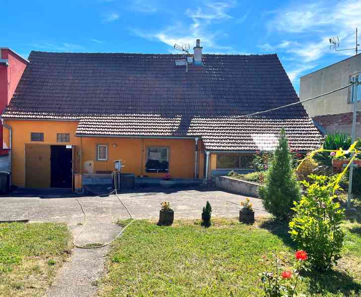 Rodinný dům se zahradou v centru Horních Dunajovic u Znojma - foto 15