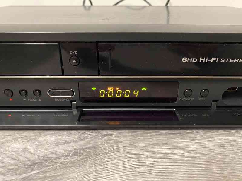 Combo rekordér LG RC389H - digitalizuje VHS na DVD - foto 5