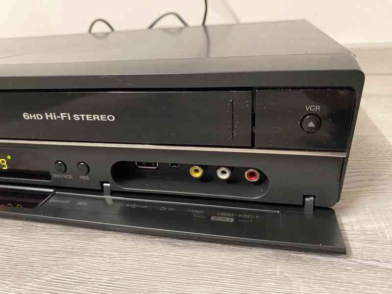 Combo rekordér LG RC389H - digitalizuje VHS na DVD - foto 6