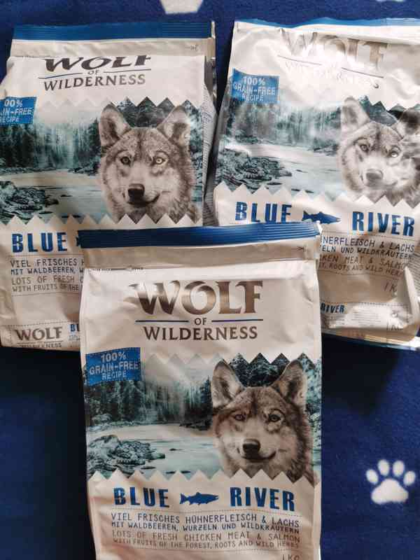 granule Wolf od Wilderness Blue river  - foto 1