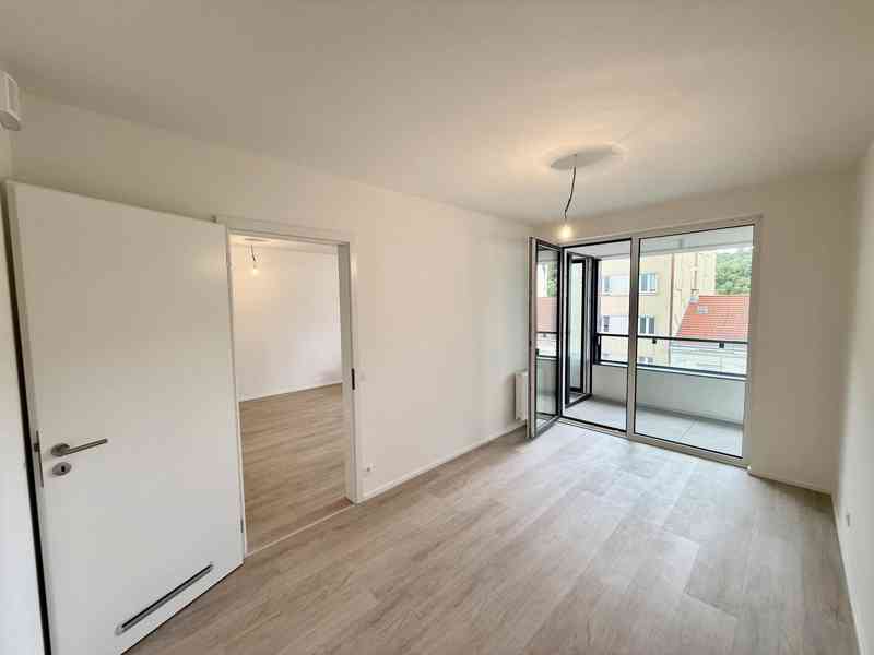 Pronájem bytu 2+kk, 54 m² + lodžie 4 m², Praha 5 - Smíchov - foto 5