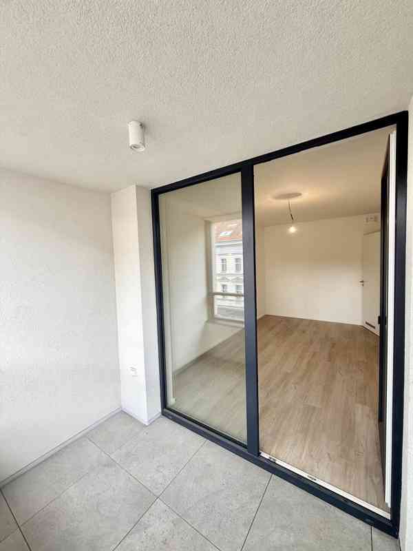 Pronájem bytu 2+kk, 54 m² + lodžie 4 m², Praha 5 - Smíchov - foto 6