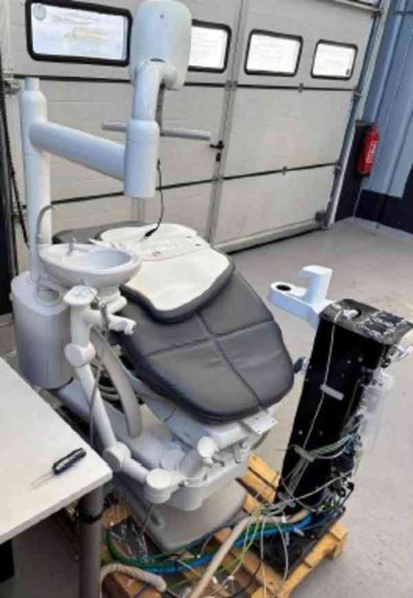 A-DEC 511 CHAIR W/O UPH STOMATOLOGICKÁ SOUPRAVA - foto 3