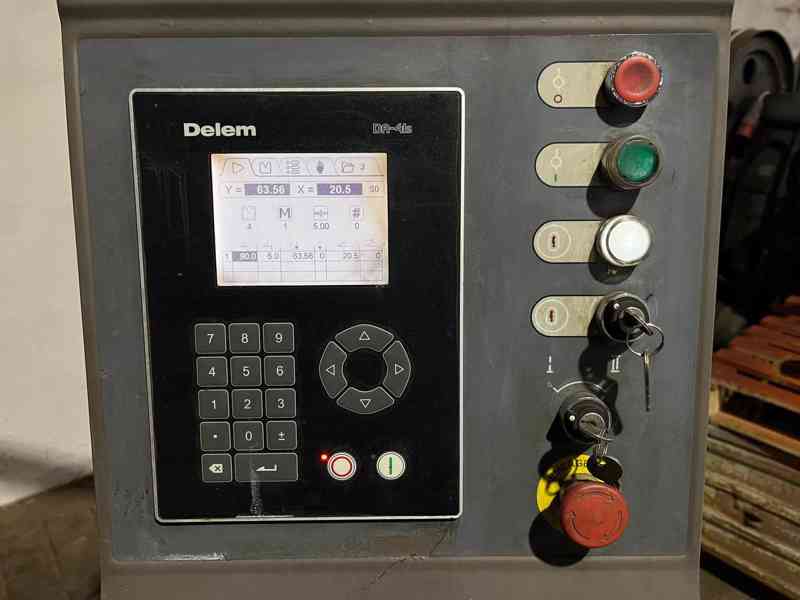 Použitý ohraňovací lis HP 80T/2500 CNC - foto 3