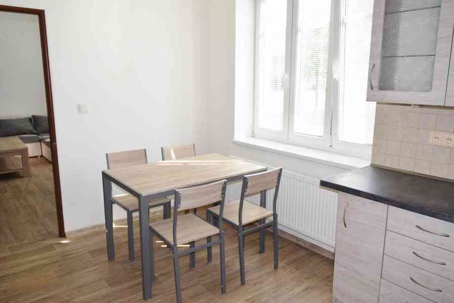 Pronájem bytu 1+1 ve Dvoře Králové nad Labem - foto 5