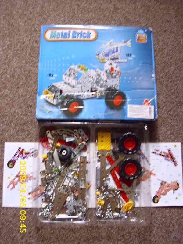 Stavebnice Merkur. Socialistické, novější i zahraniční kusy - foto 6