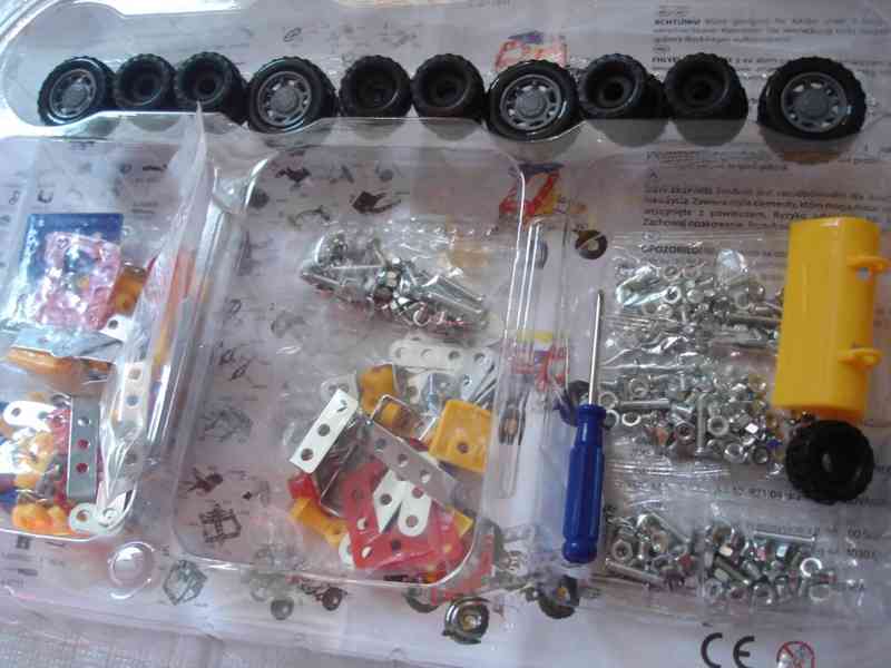 Stavebnice Merkur. Socialistické, novější i zahraniční kusy - foto 39