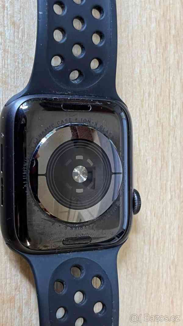 Apple Watch 5 Nike Edition 44 mm - foto 5