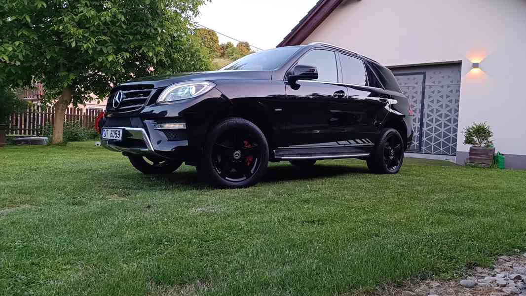 Mercedes ML  350 CDi w166 AMG  - foto 12