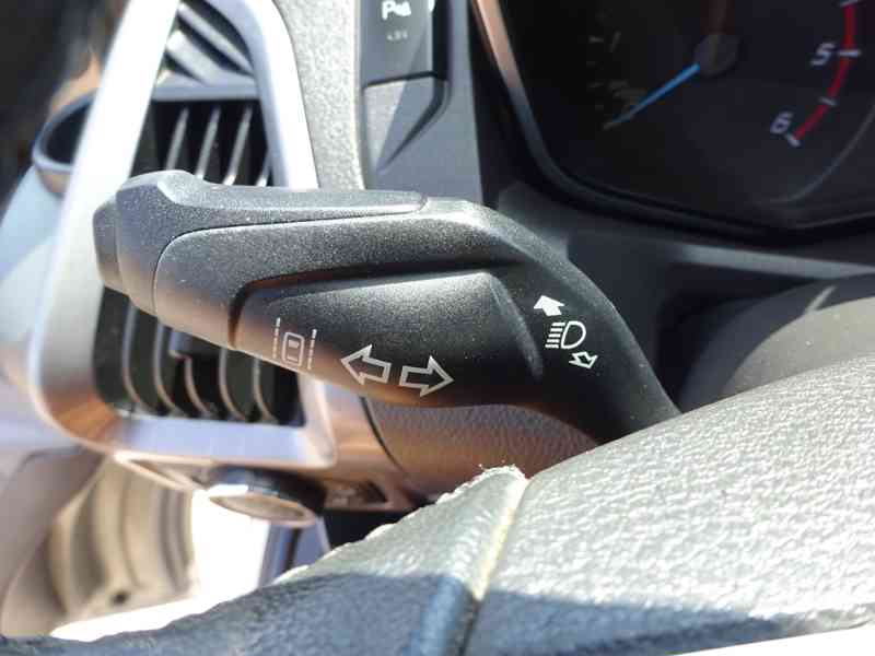 Ford Transit Custom 2.0 TDCI r.v.2013 9 míst (ČR)  - foto 12