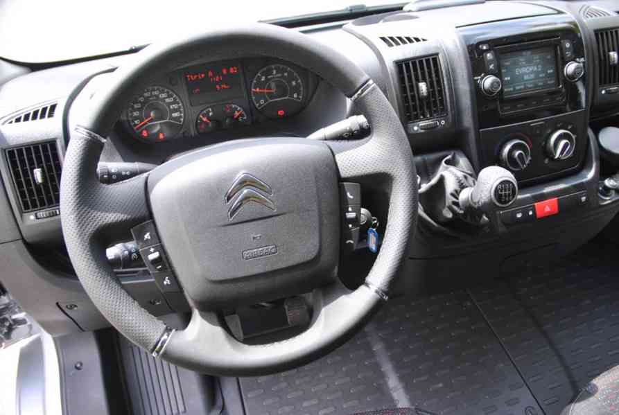 Pronájem dodávky Peugeot Boxer L4H2 - foto 4