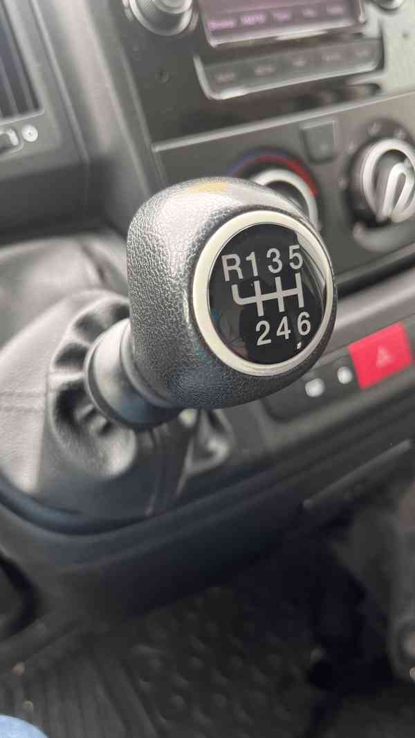Pronájem dodávky Peugeot Boxer L4H2 - foto 5