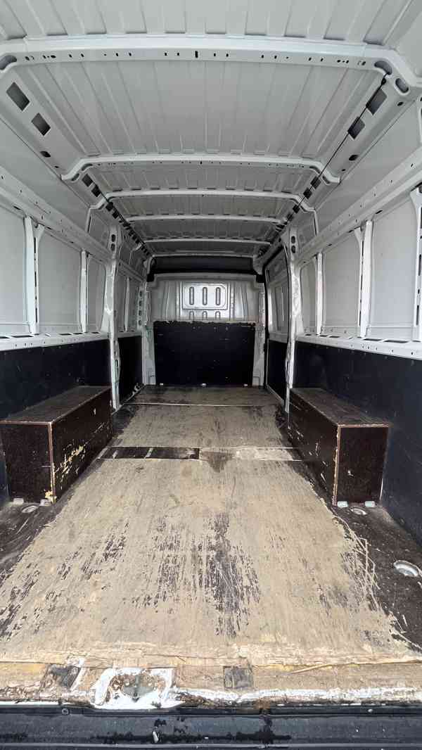 Pronájem dodávky Peugeot Boxer L4H2 - foto 3