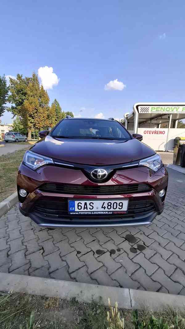 Toyota RAV4 2,0 112 kw active 4x4 - foto 4