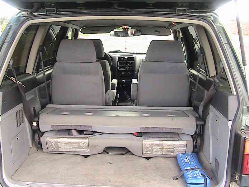MAZDA MPV I LV 2,5 TD - foto 16