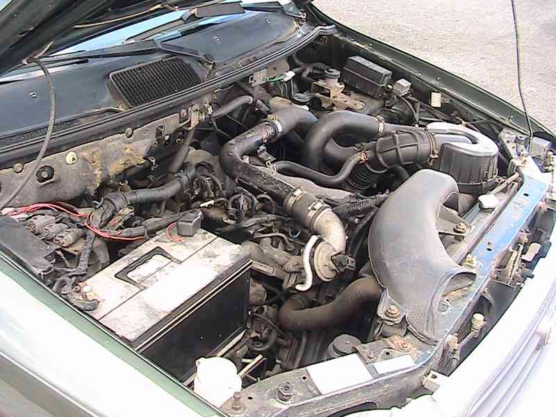 MAZDA MPV I LV 2,5 TD - foto 19