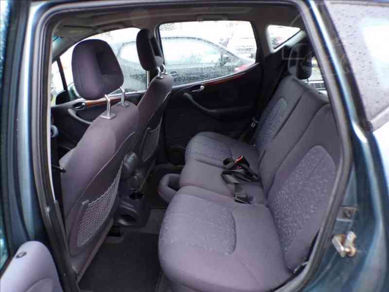 Mercedes-Benz I 1,6 ELEGANCE,AUTOMAT - foto 9