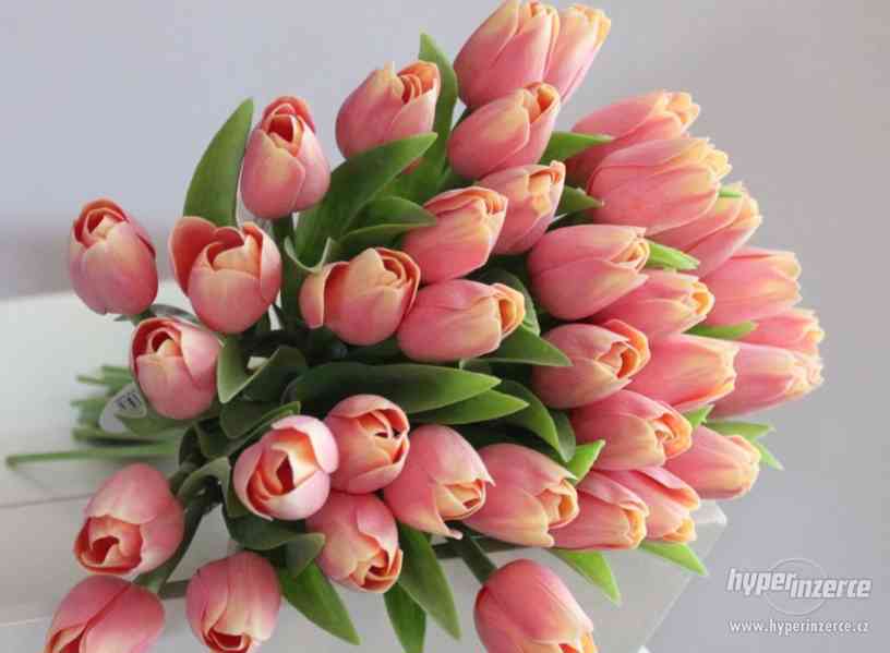 Nové plastové tulipány - 30 barevných odstínů - foto 11