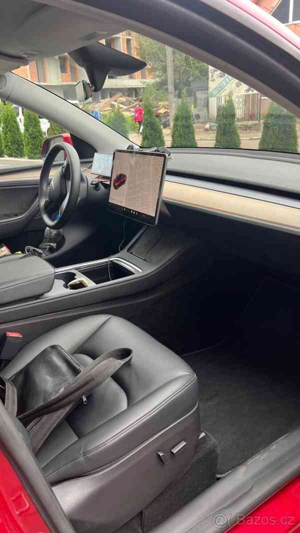 Tesla Model Y 2023 Long Range Dual Motor - foto 3