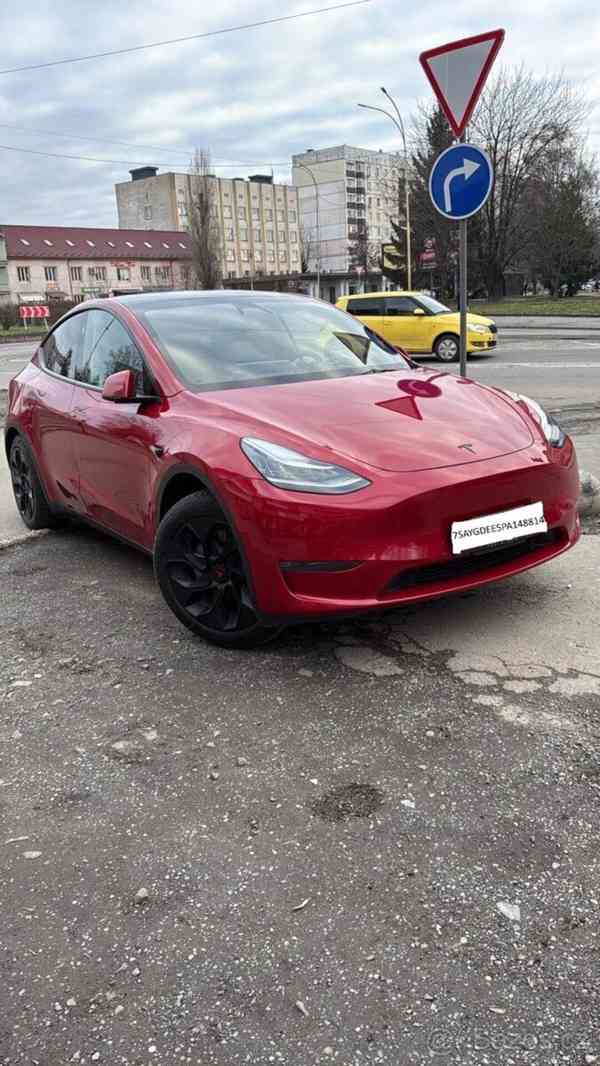 Tesla Model Y 2023 Long Range Dual Motor - foto 1