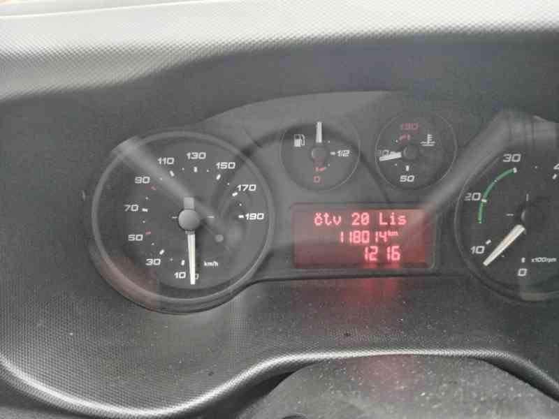 Prodám Iveco Daily 2,3D 35S13 93kW L2H2 - foto 7