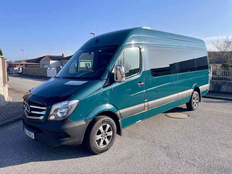 Mercedes Sprinter 316 120 kW, 9 míst, minibus, velký kufr - foto 1