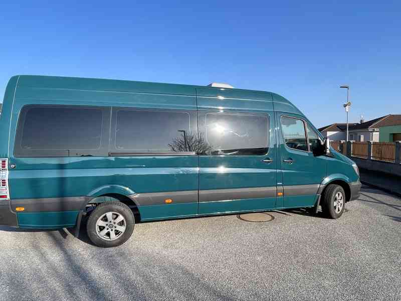 Mercedes Sprinter 316 120 kW, 9 míst, minibus, velký kufr - foto 3