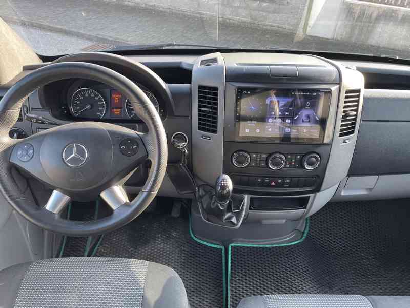 Mercedes Sprinter 316 120 kW, 9 míst, minibus, velký kufr - foto 5