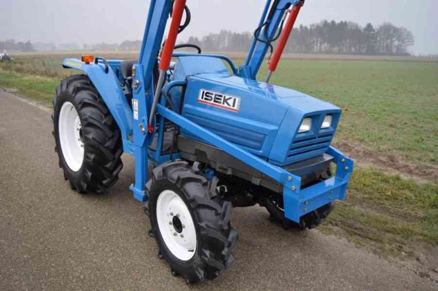 Traktor Iseki TAc27c5D - foto 3