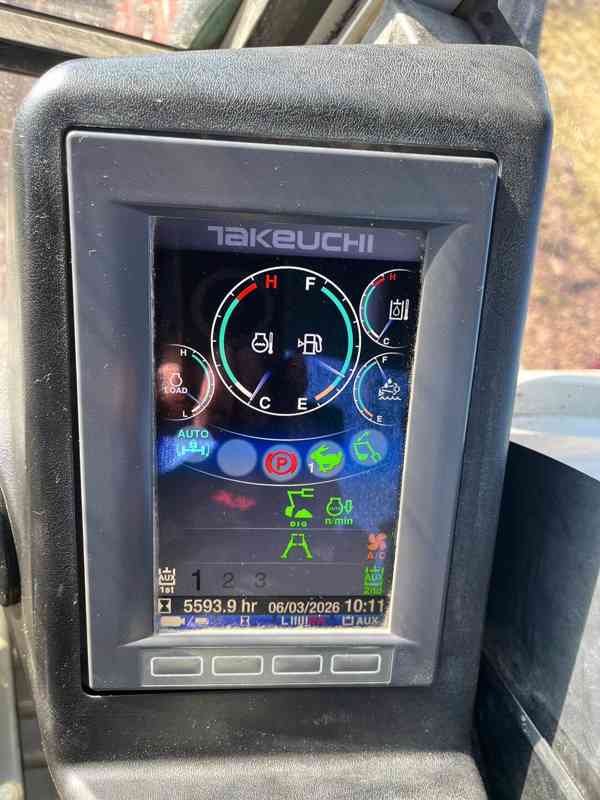 Kolové rypadlo Takeuchi TB25W (Možnost leasingu) - foto 12