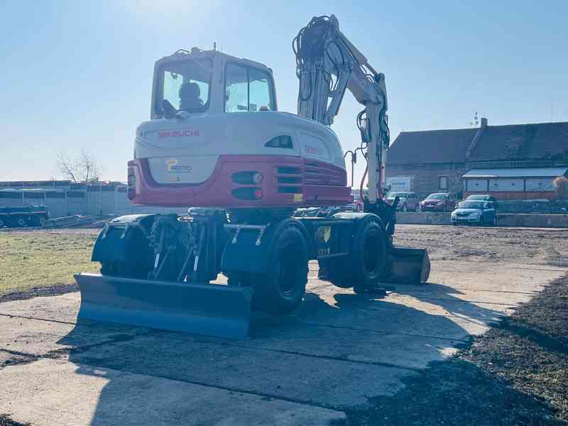 Kolové rypadlo Takeuchi TB25W (Možnost leasingu) - foto 4