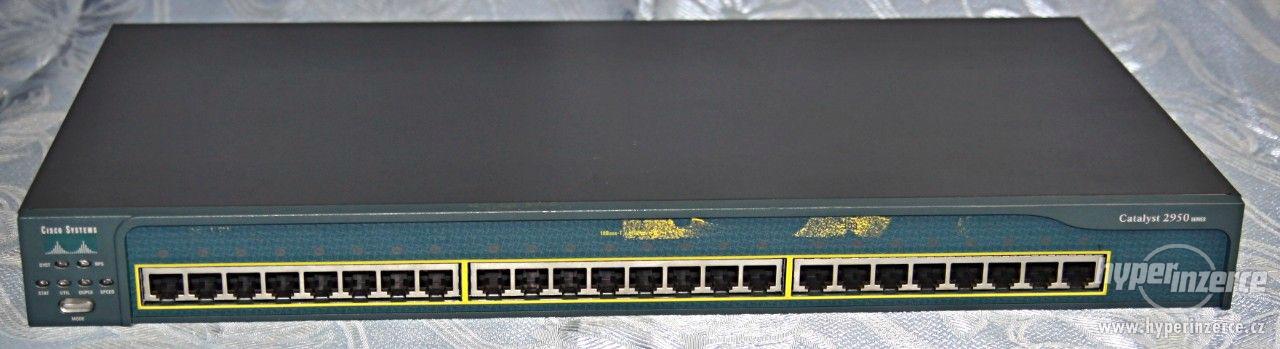 Cisco Systems Catalyst 2950 Series 24 Switch - foto 1