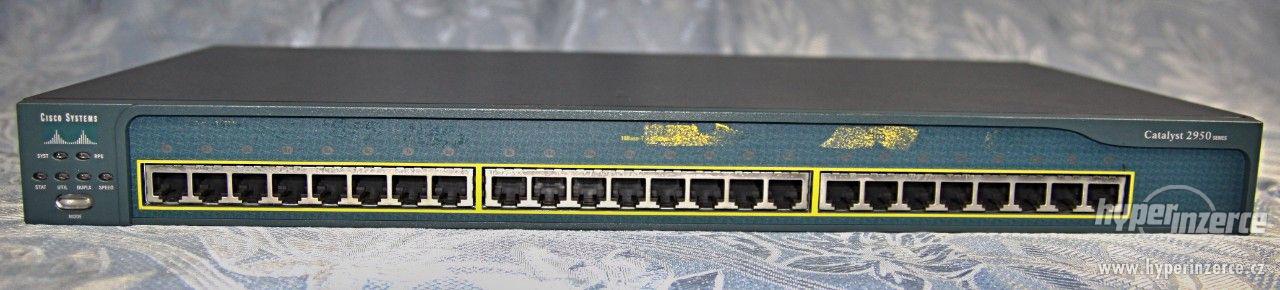 Cisco Systems Catalyst 2950 Series 24 Switch - foto 4