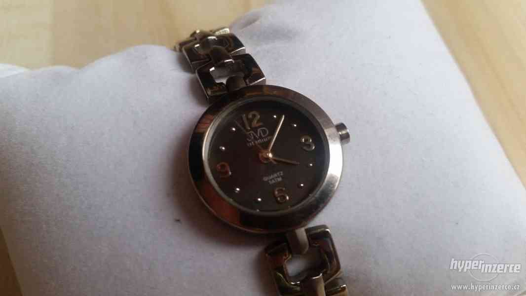 Dámské hodinky JVD titanium. - foto 3