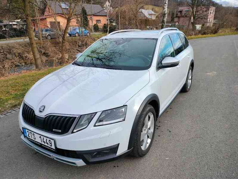 Škoda Octavia 2,0   Scout tsi - foto 11