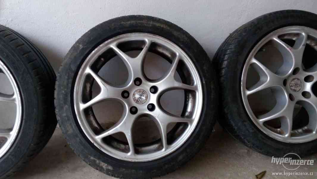 Alu kola Aluett 5x112 vč. pneumatik Michelin PS3,225/45/17 - foto 5