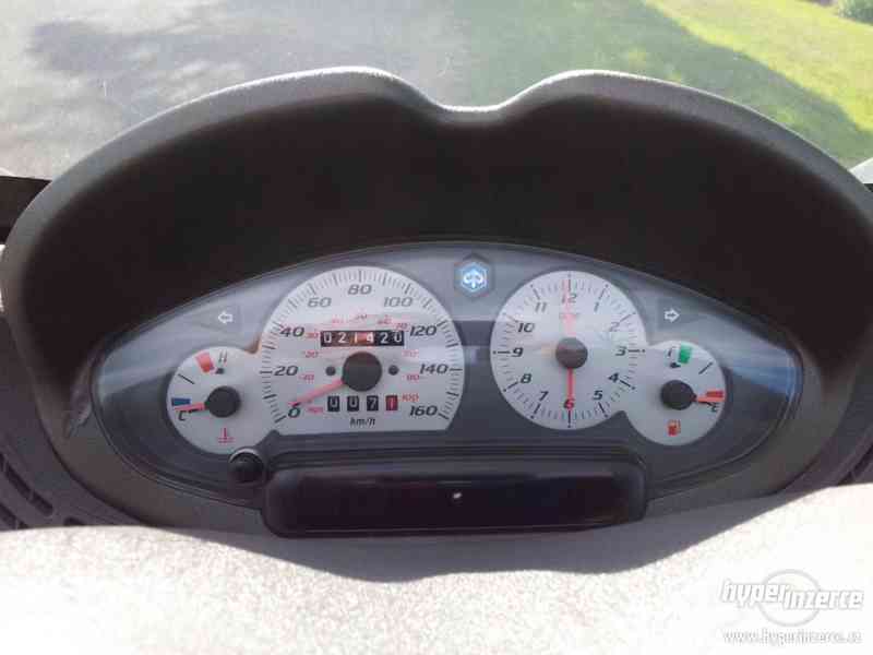 Piaggio X8 200 - foto 6