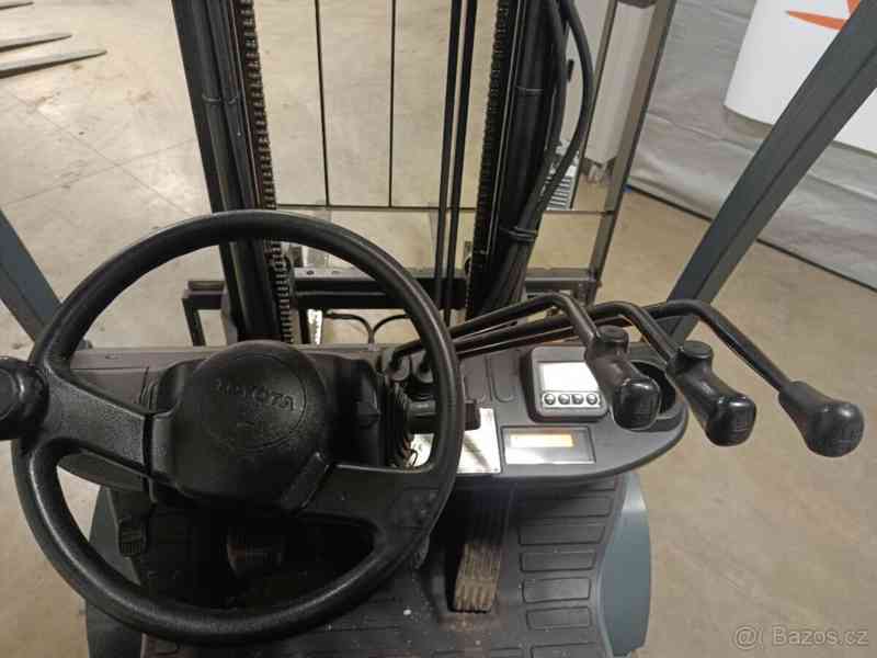 Vysokozdvižný vozík Toyota LPG VZV 02-8FGF15 - foto 6