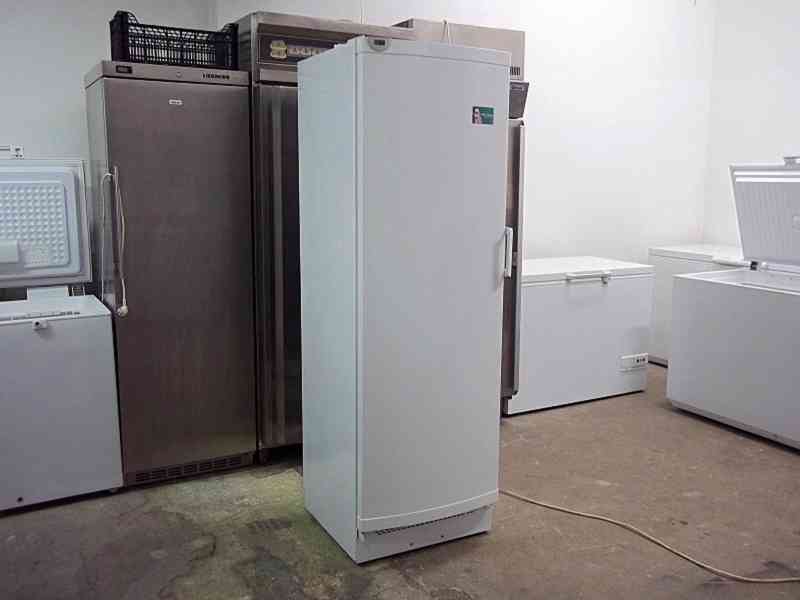  792 PROFI chladnice VESTFROST CFKS 471  - foto 2