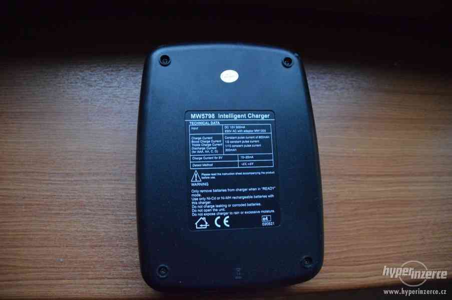 Inteligentní nabíječka baterií MW5798 - foto 2