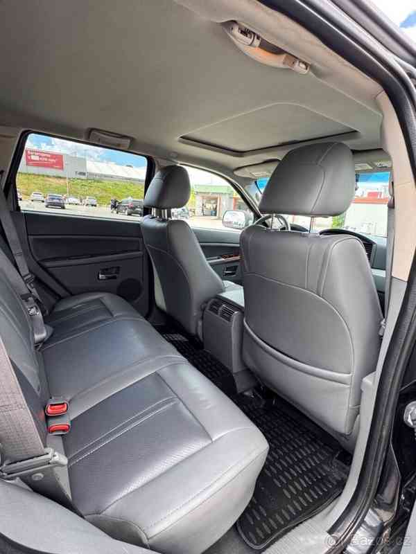 Jeep Grand Cherokee 3,0 V6 CRD Limited - foto 15